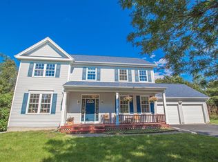 14 Punch Bowl Ln, Milton, VT 05468