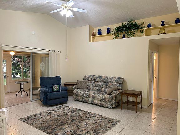 3rd image of 6627 Picante Circle