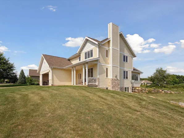 6420 Nature Valley Dr, Waunakee, WI 53597