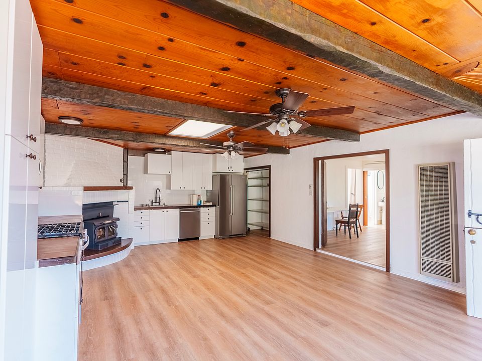 Spacious Great Room