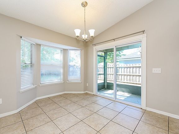 5th image of 6698 Lana Ln