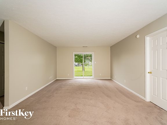 2nd image of 5753 Twin River Ln