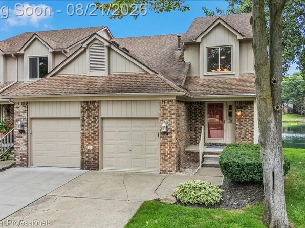 54124 Buccaneers Bay, Utica, MI 48316