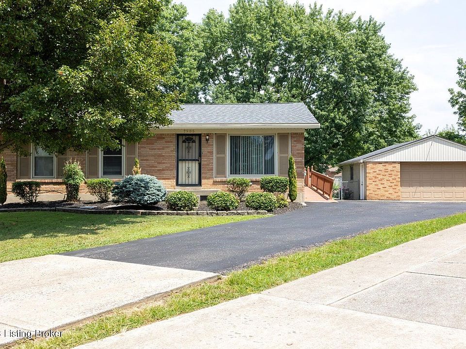 1st image of 7985 Woodbury Dr