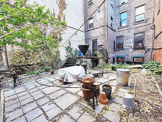 1st image of 131 Joralemon St APT 1