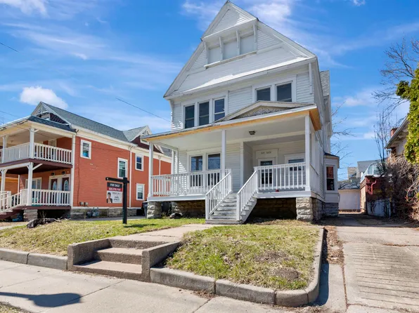 647 Jackson St, Oshkosh, WI 54901