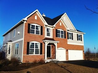 1440 Hearthstone Dr, Hampshire, IL 60140