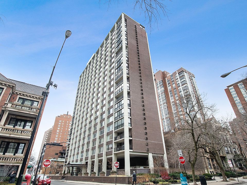 1st image of 1 E Schiller St APT 21D