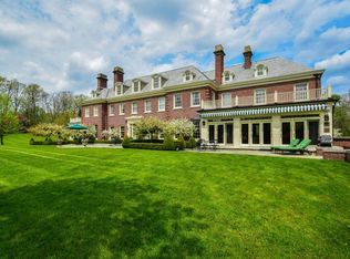 800 W Bradley Rd, Milwaukee, WI 53217