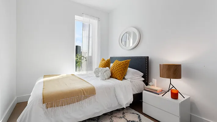 Rented by Nooklyn NYC LLC | media 11