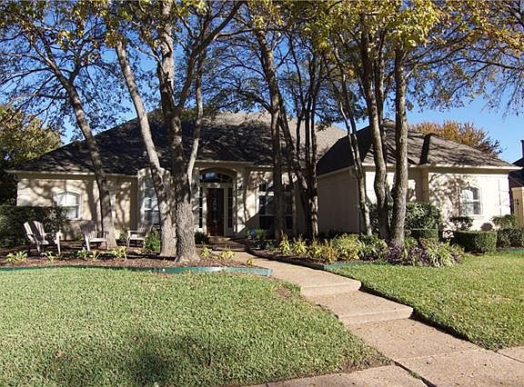 3rd image of 2100 Frances Dr