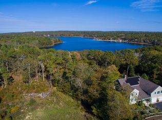4 Lawrence Pond Ln, Sandwich, MA 02563