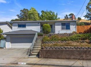 17 Standish Ct, Crockett, CA 94525