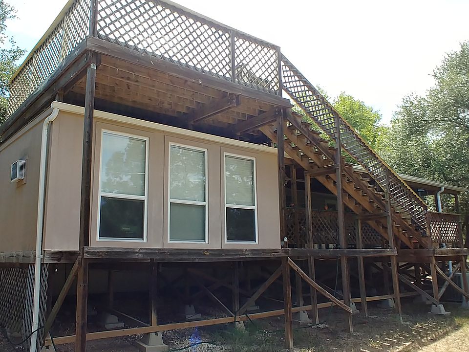 huge deck on top 