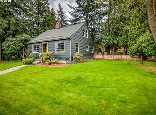 5506 NE Ainsworth St, Portland, OR 97218