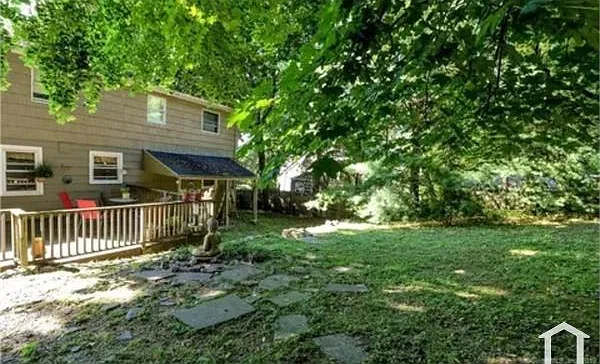 7 bed, 1700 sqft, $7,000 — Photo 4