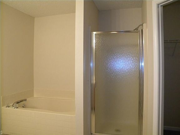2nd image of 8914 Lighthorse Dr