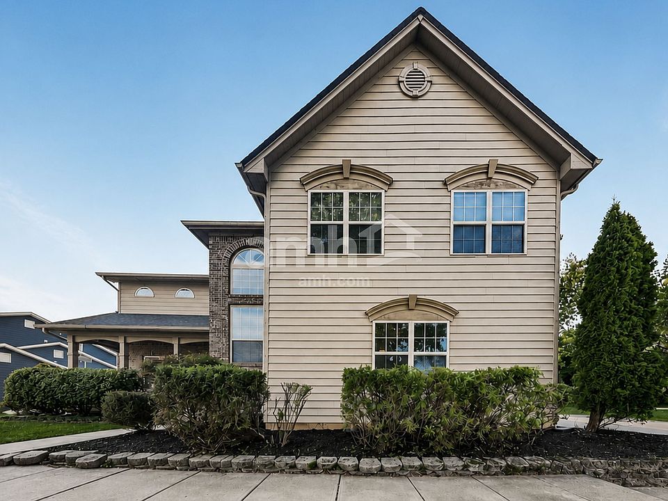 1st image of 9776 Scotch Pine Ct