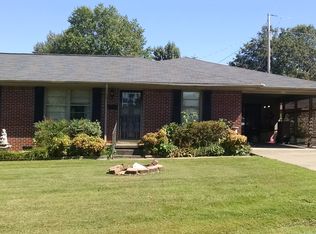 221 & 215 Circle Dr, South Fulton, TN 38257