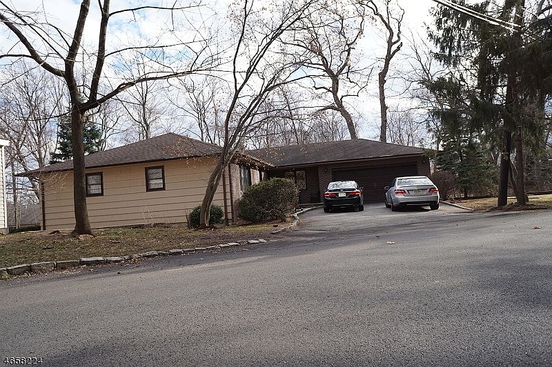 1st image of 12 Wildwood Ave