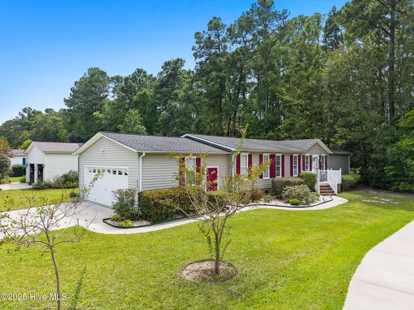 818 Watson Avenue SW, Calabash, NC 28467