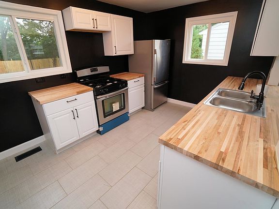 5th image of 1756 Patrick Dr