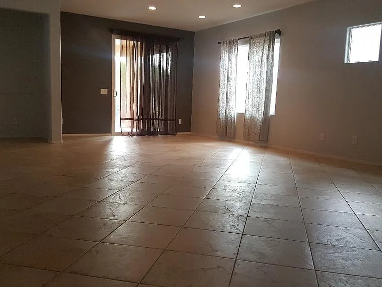 8541 Sherwood Park Dr — Photo 7