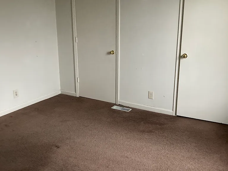 2222 Pennington Ave — Photo 3