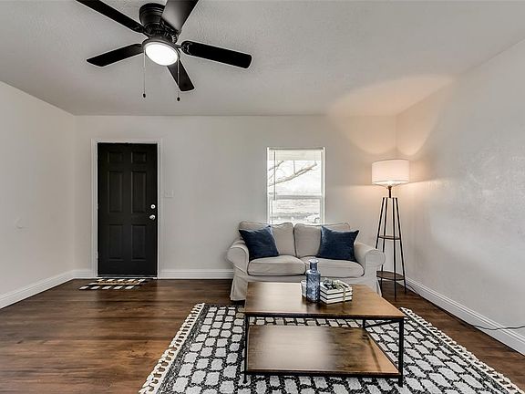 5th image of 2028 Sherwood Dr
