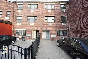 Rented by Rennit Inc.