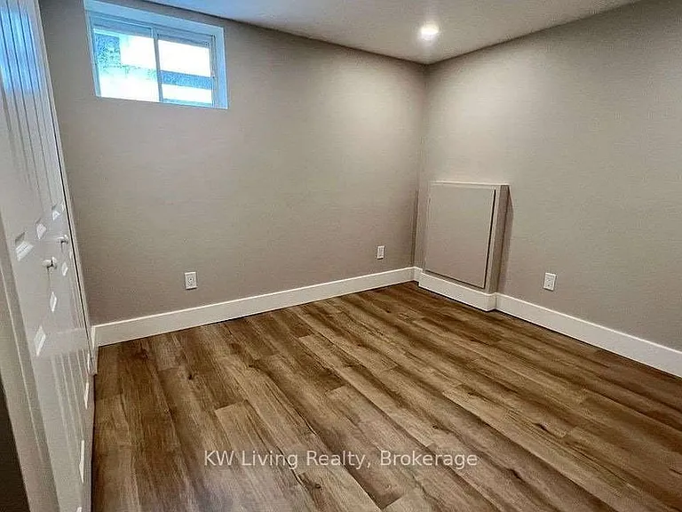 43 Else St #LOWER — Photo 8