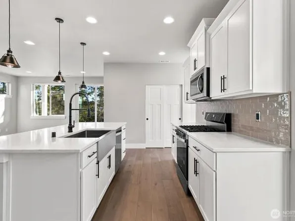 15619 SE 257th Ct #15619, Kent, WA 98042