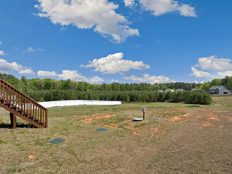1017 Prominence Dr — Photo 21