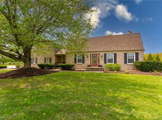 6919 Oak Hill Dr, West Farmington, OH 44491