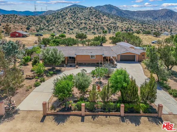 640 Foreston Dr, Acton, CA 93510