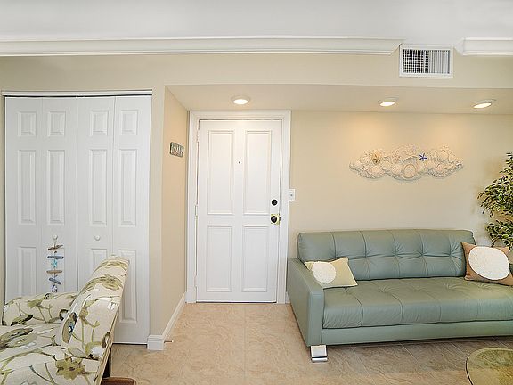 Home For Sale In Port De Mer