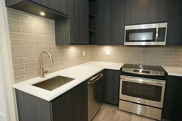 Rented by NY Space Finders Inc. | media 24