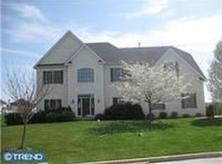 5 Avondale Cir, Exton, PA 19341