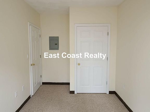 4th image of 80 Essex St #6