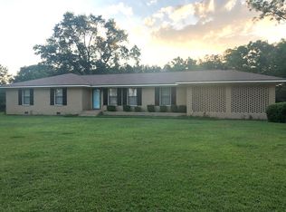 57 Belk St, Soperton, GA 30457