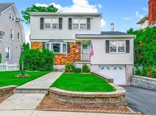 111 Buckingham Rd, Yonkers, NY 10701