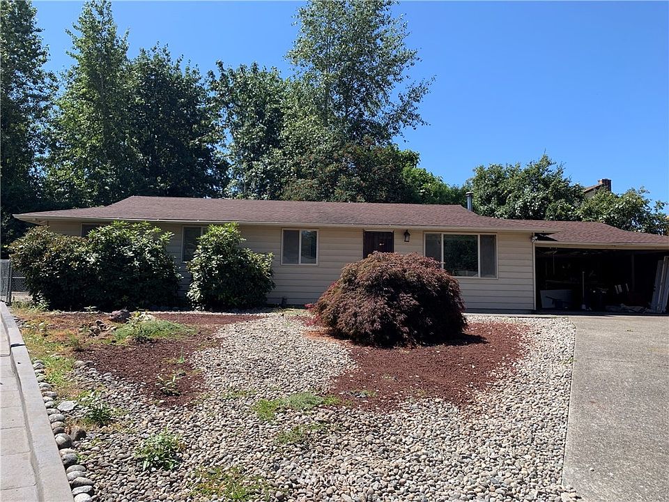Single-level home on a cul de sac