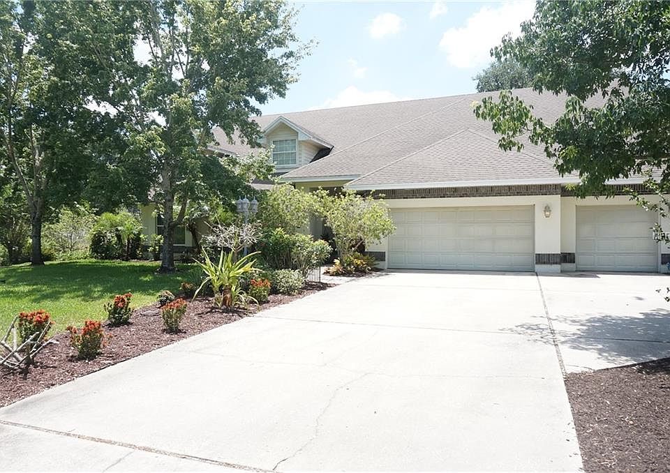 1st image of 421 Willow Oak Ct