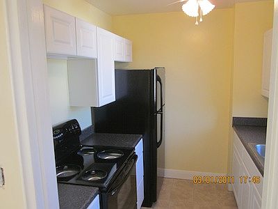3rd image of 2213 Washington St E APT A