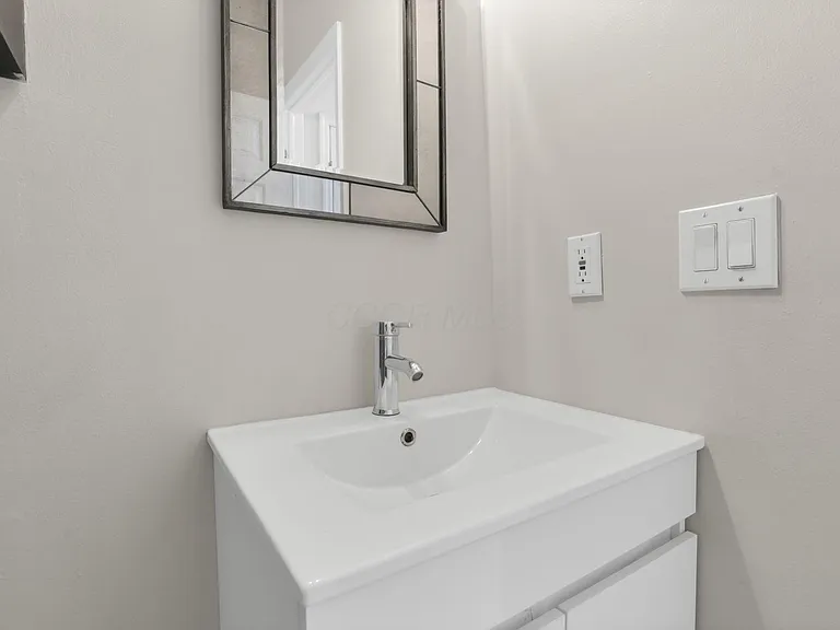 2573 Rustling Oak Blvd — Photo 20