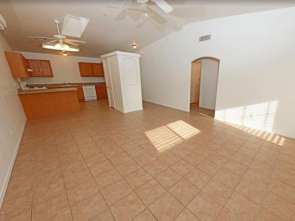 5th image of 2636 Tonto Dr