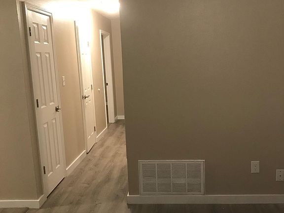4th image of 6895 Woodley Dr