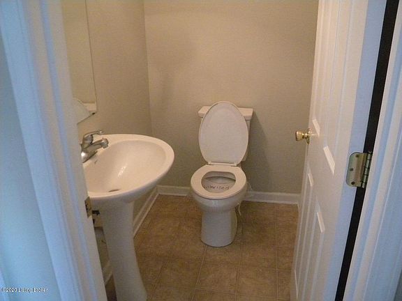 4th image of 7700 Conifer Dr