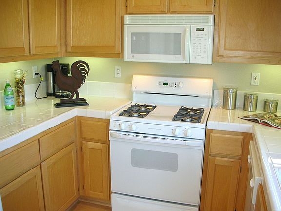 Bright Kitchen