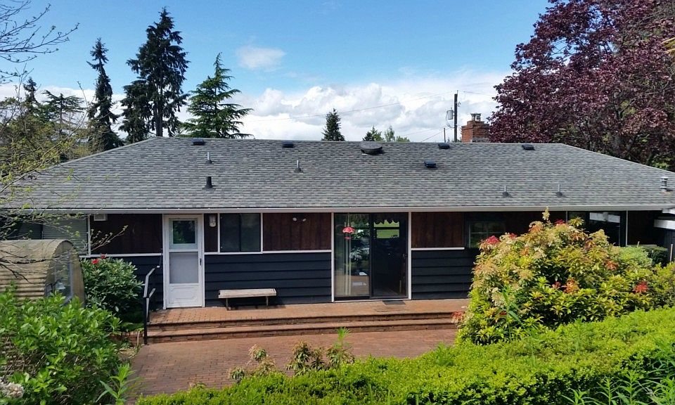 2nd image of 19520 3rd Ave S